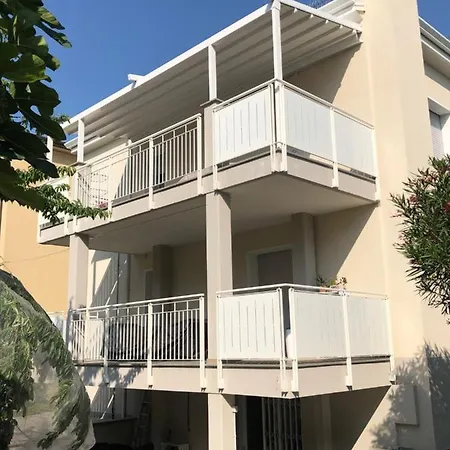 Apartman A Due Passi Dal Centro Storico Di *